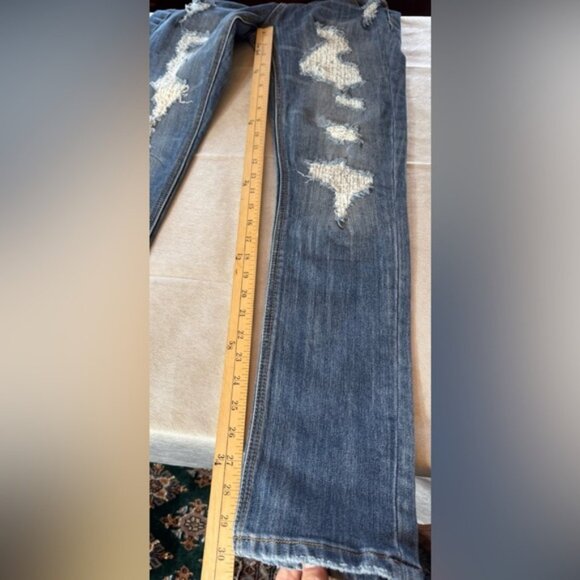 Almost Famous Distressed Blue Women's Jeans size 9 - Picture 7 of 10